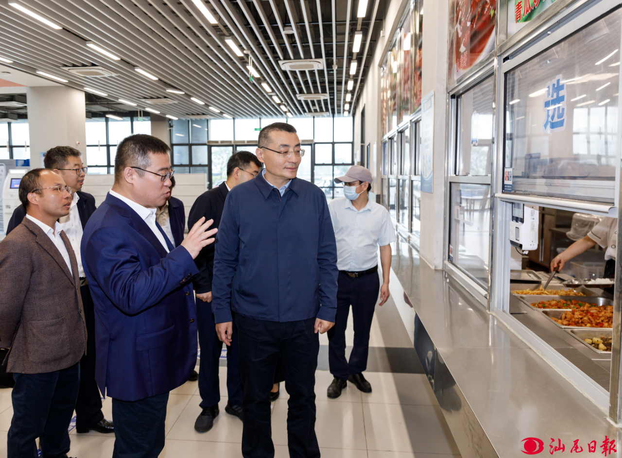 逯峰督导检查道路交通安全,森林防灭火等工作时强调 绷紧安全之弦 压